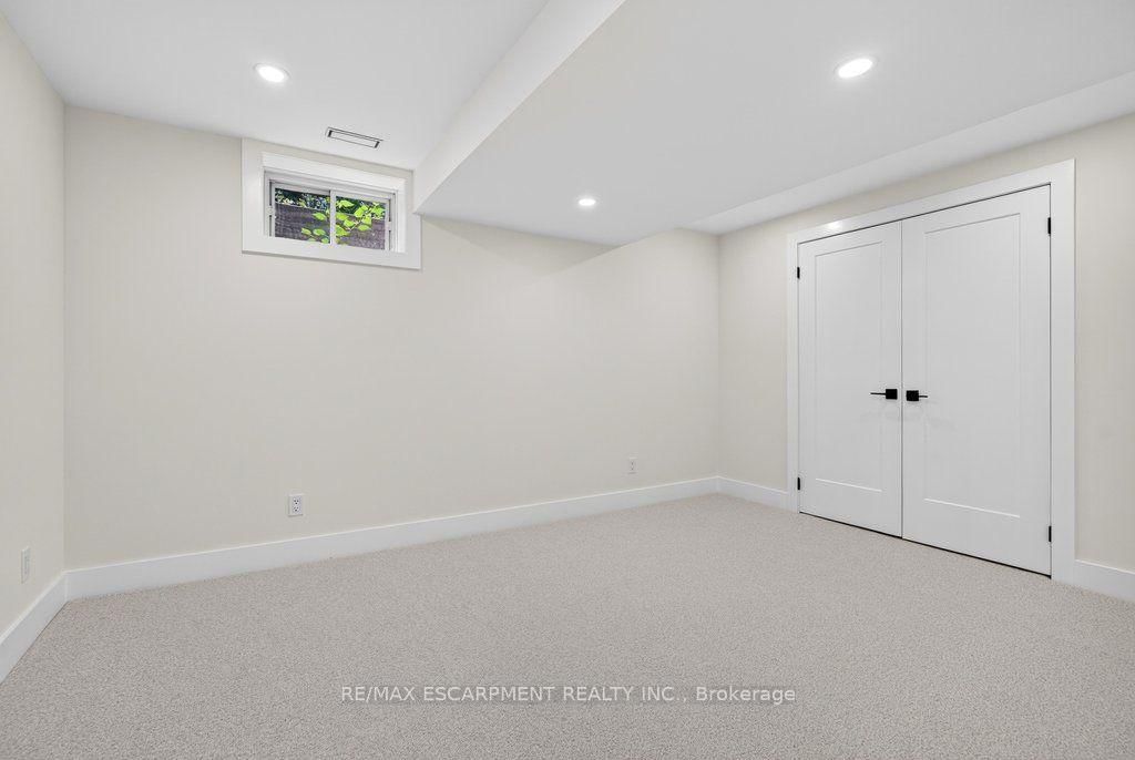 2435 Woodward Avenue • #5 • Burlington, ON photo 30