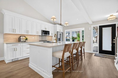 2435 Woodward Avenue • #5 • Burlington, ON photo 8