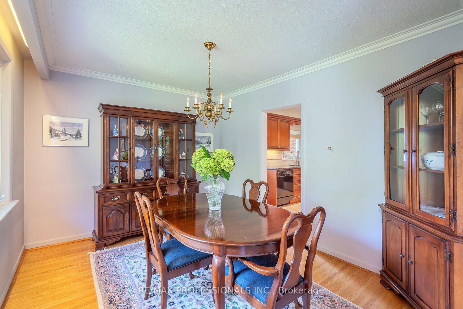 17 Clearside Place • Toronto, ON photo 15