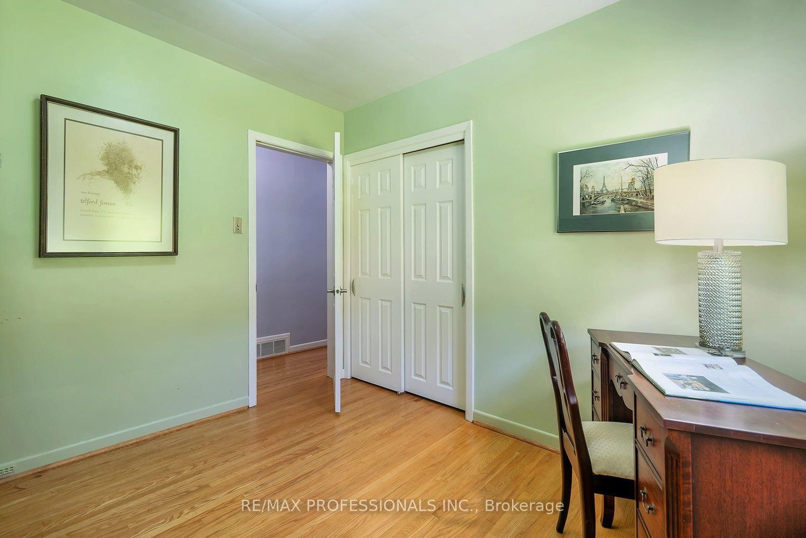 17 Clearside Place • Toronto, ON photo 20