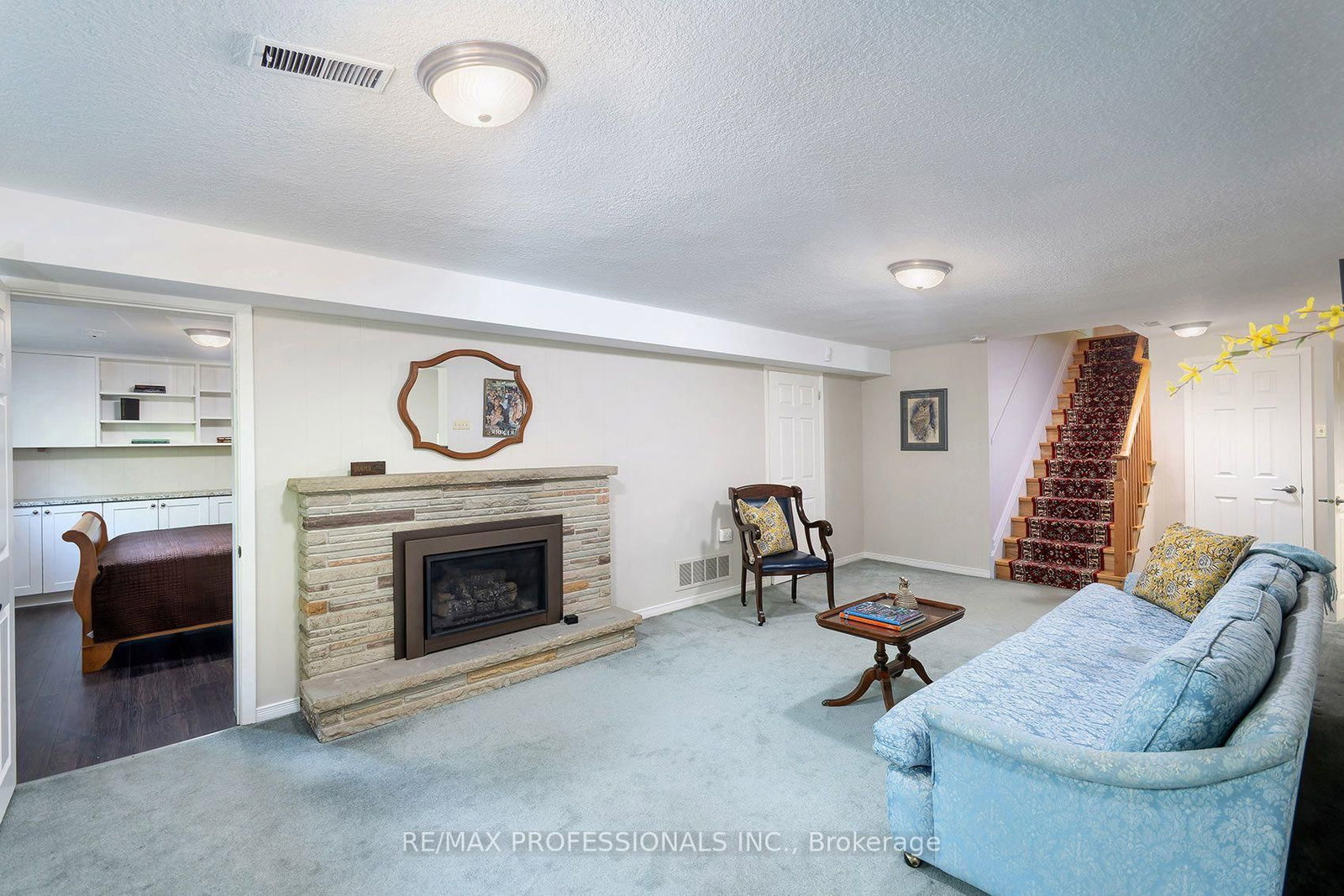 17 Clearside Place • Toronto, ON photo 24