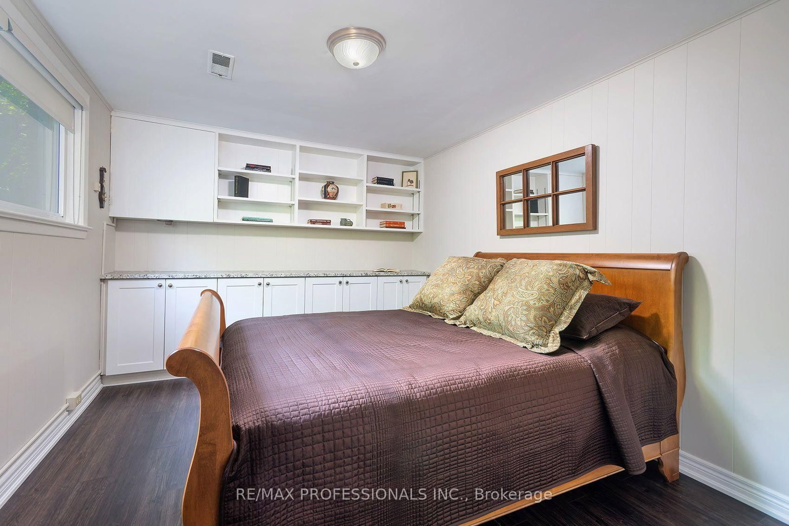 17 Clearside Place • Toronto, ON photo 29