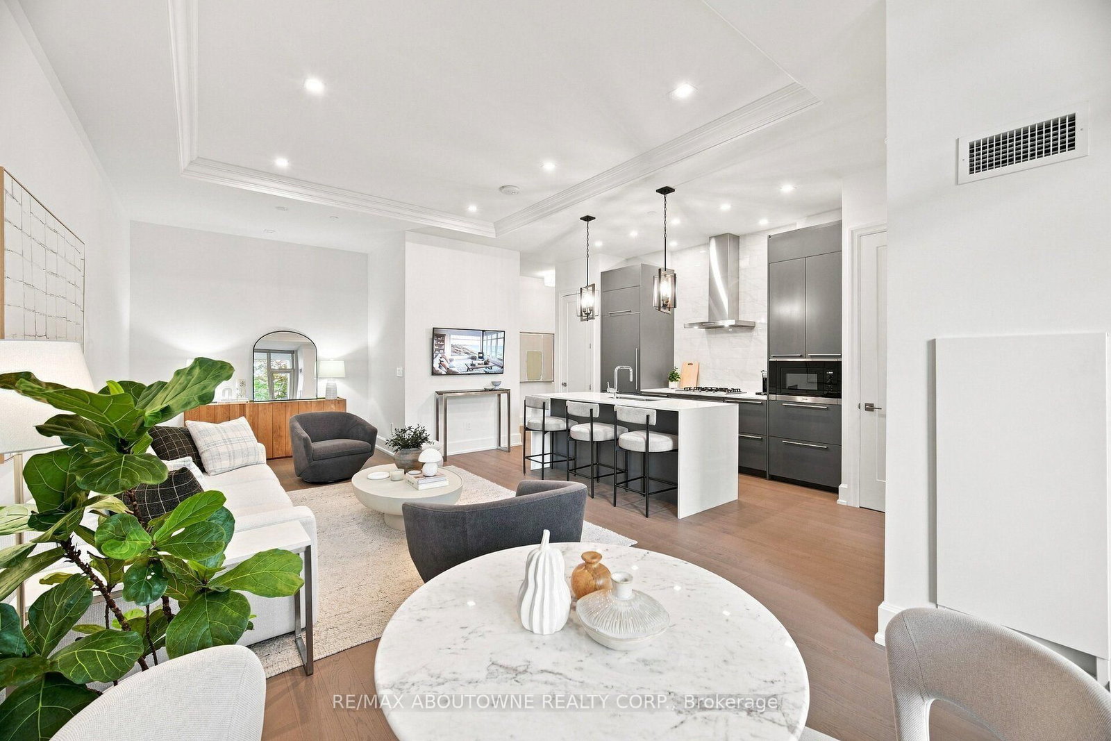1441 ELGIN Street • #106 • Burlington, ON photo 18