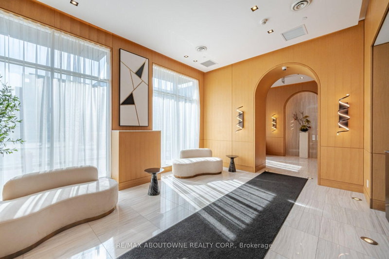 106 - 1441 ELGIN Street