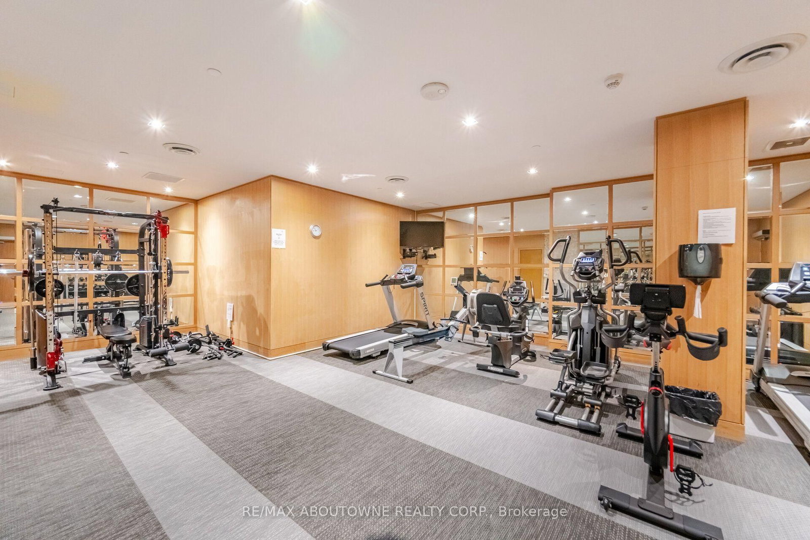 1441 ELGIN Street • #106 • Burlington, ON photo 36