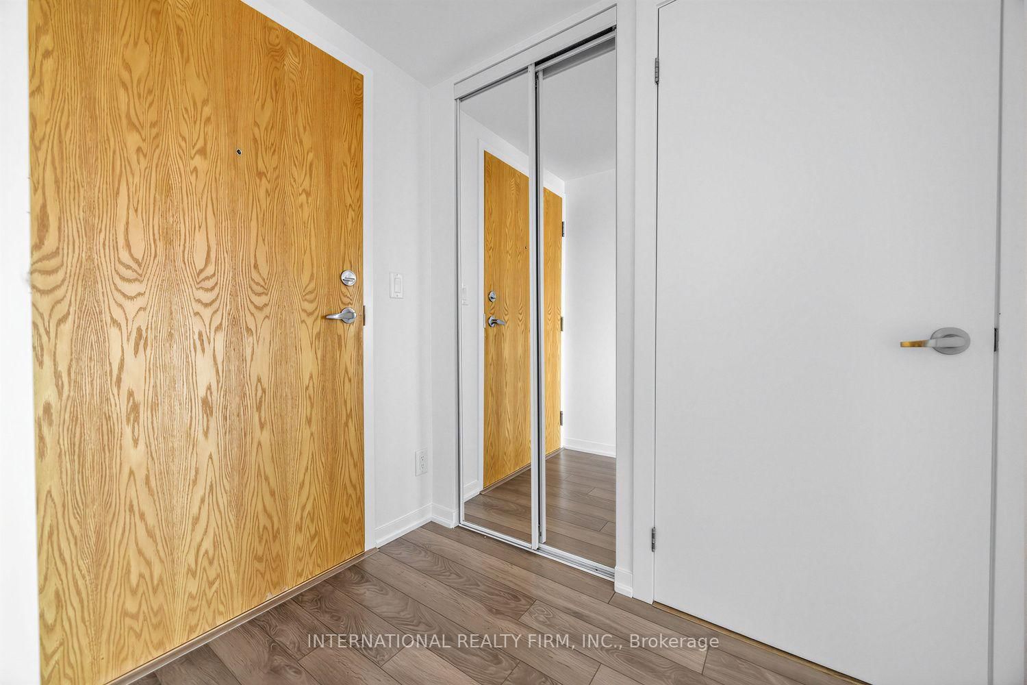 20 Joe Shuster Way • #516 • Toronto, ON photo 22