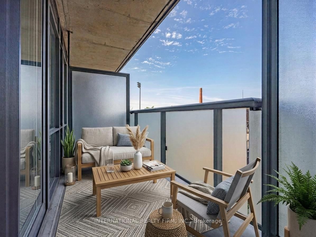 20 Joe Shuster Way • #516 • Toronto, ON photo 26