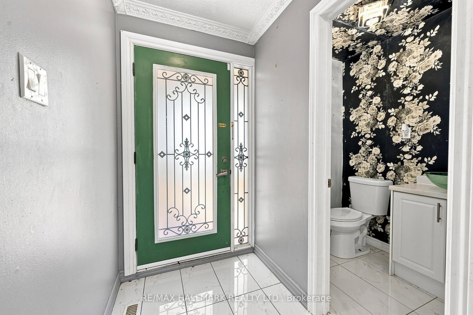 60 Pickard Lane • Brampton, ON photo 5