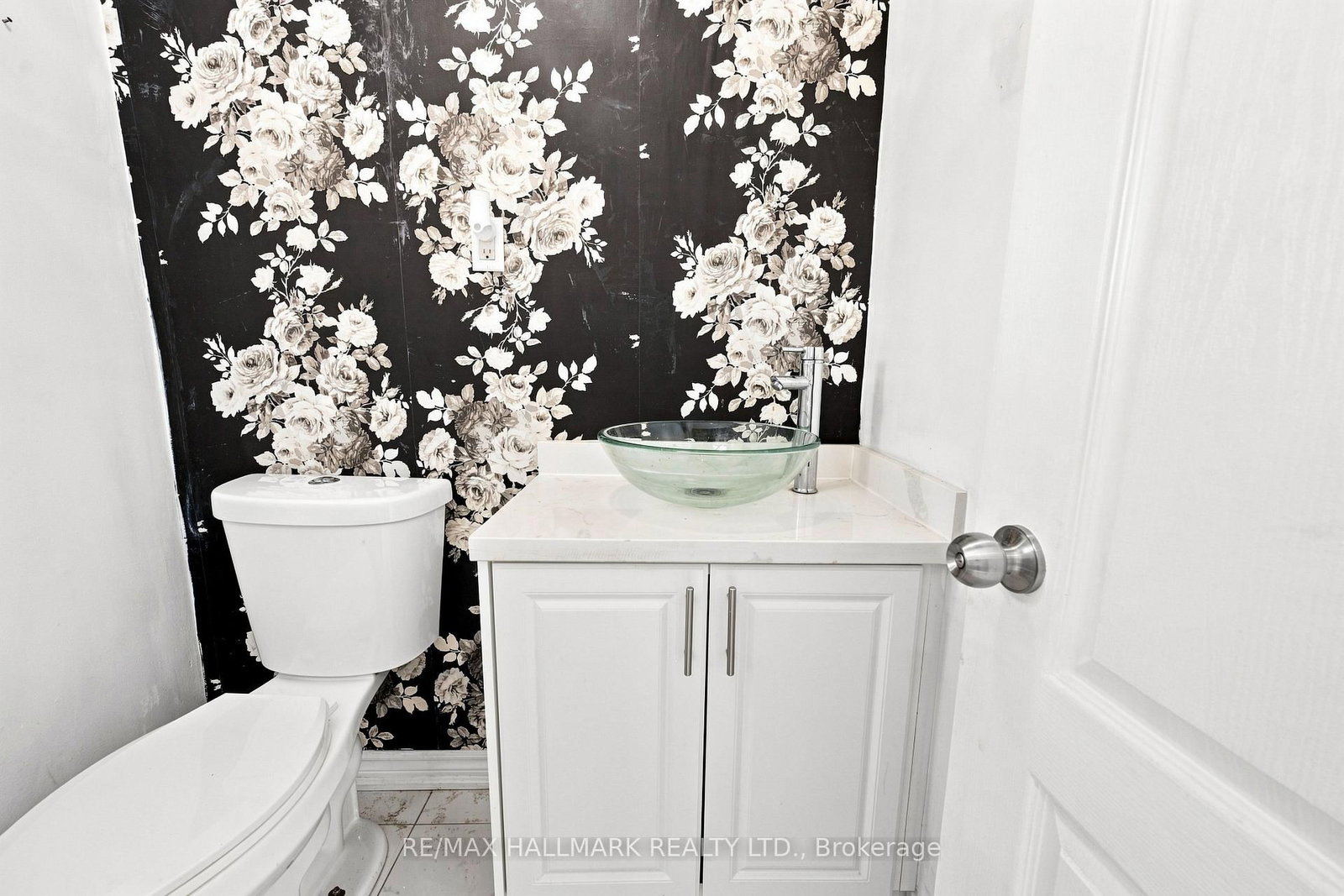 60 Pickard Lane • Brampton, ON photo 6