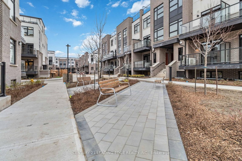 128 - 1569 Rose Way