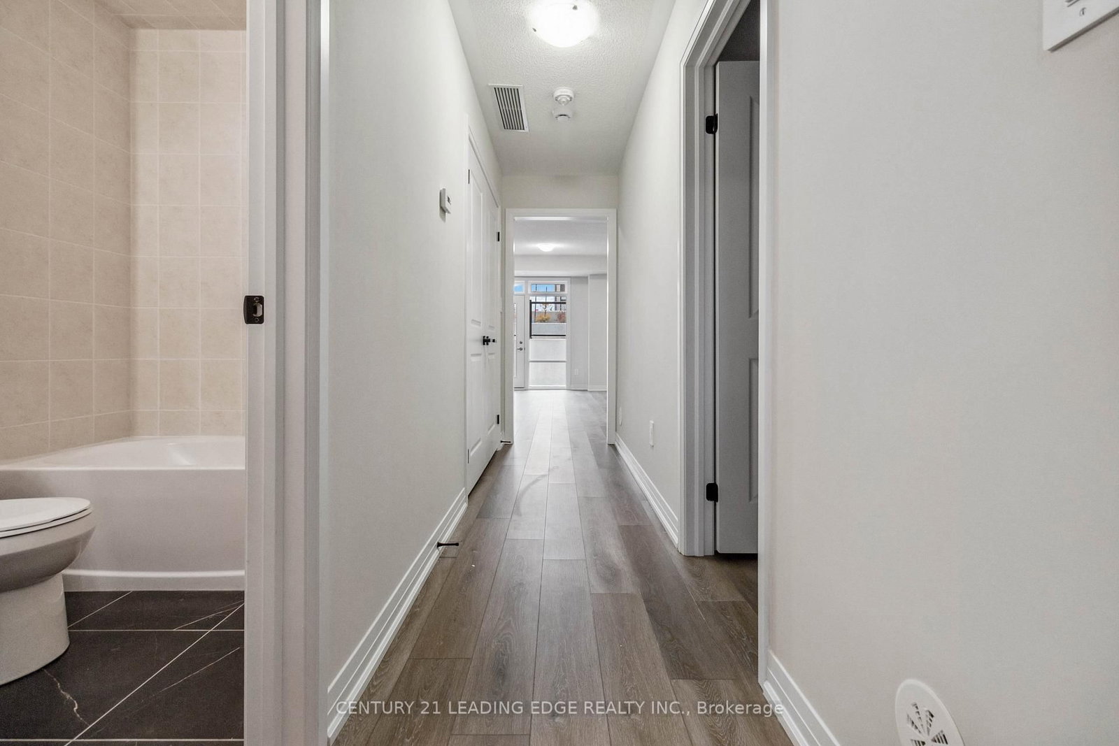 1569 Rose Way • #128 • Milton, ON photo 28