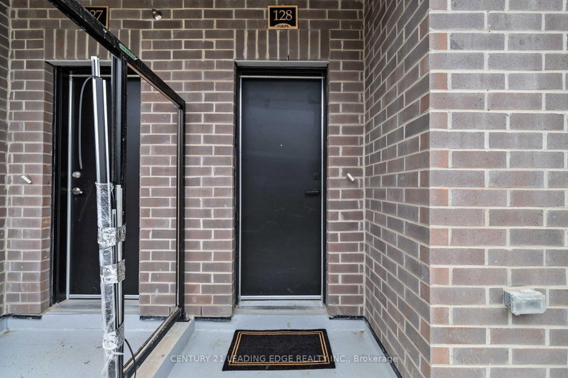 1569 Rose Milton,ON L9E 0J2 — Photo 6