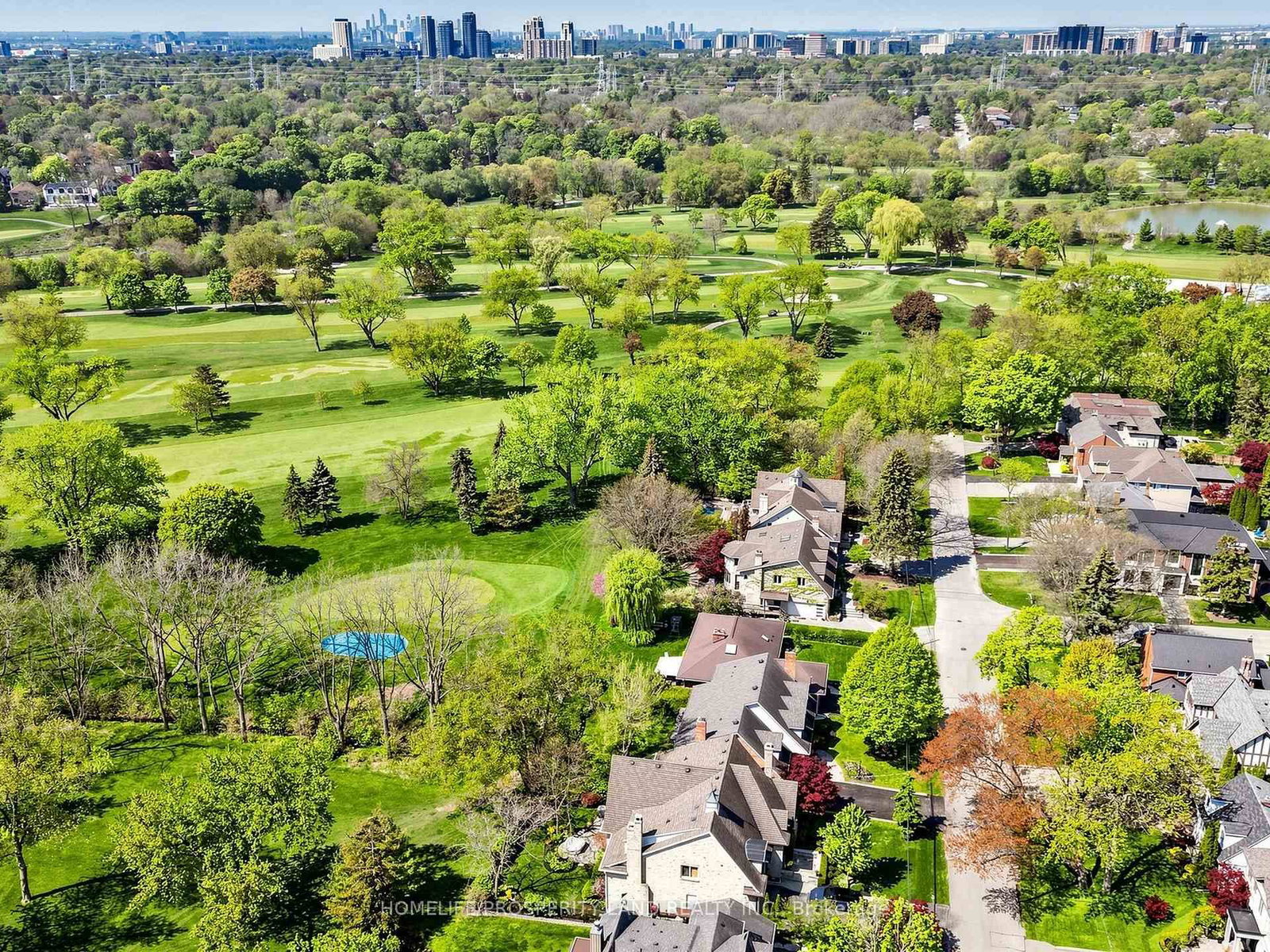 18 Orrell Avenue • Toronto, ON photo 10