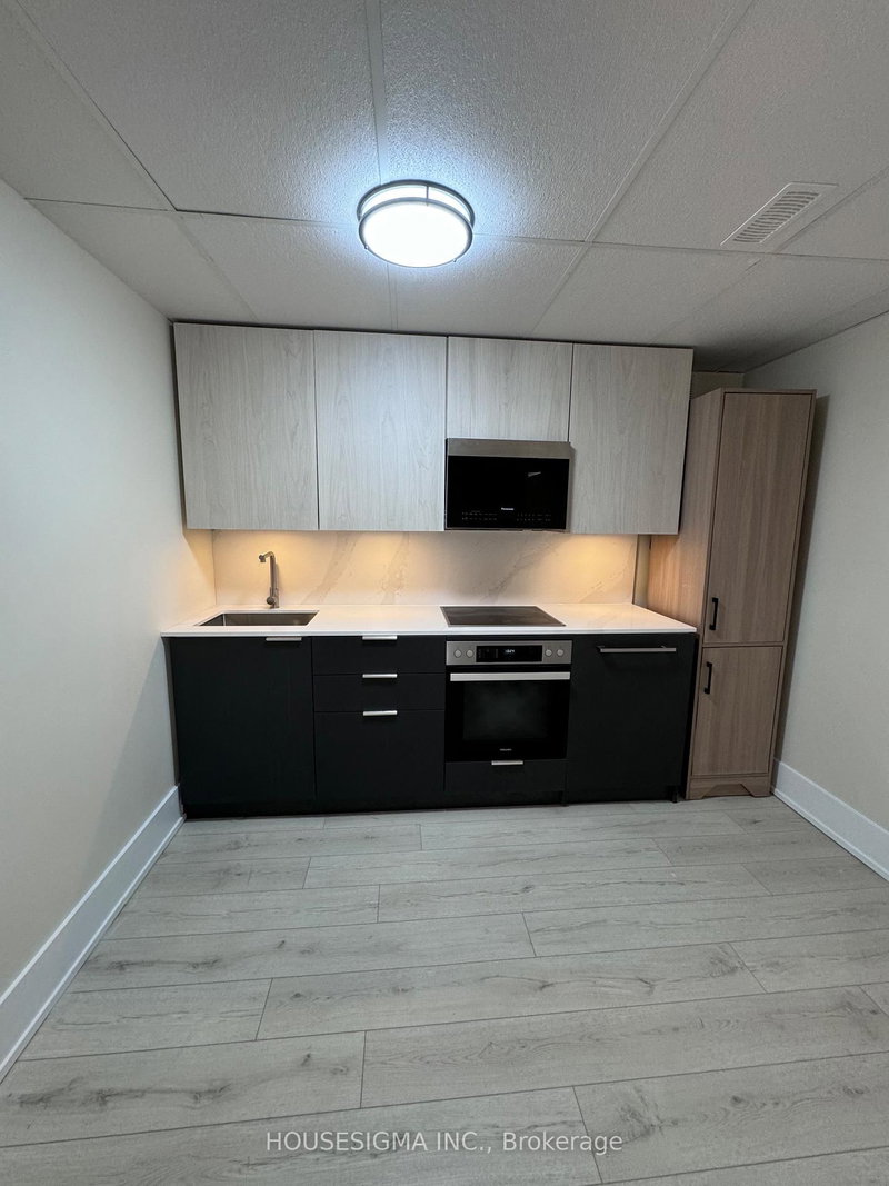35 Asterwind Crescent