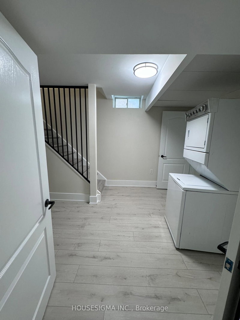 35 Asterwind Crescent