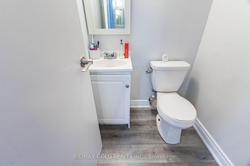 3455 Morning Star Mississauga,ON L4T 3T9 — Photo 11