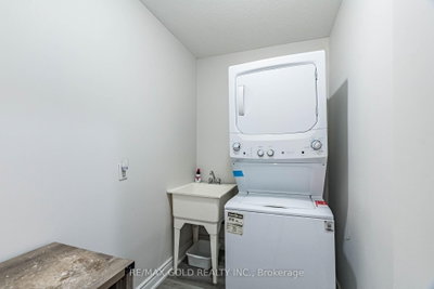 3455 Morning Star Mississauga,ON L4T 3T9 — Photo 21