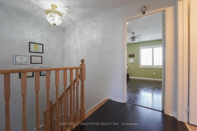 97 Hollingsworth Circle • Brampton, ON photo 9