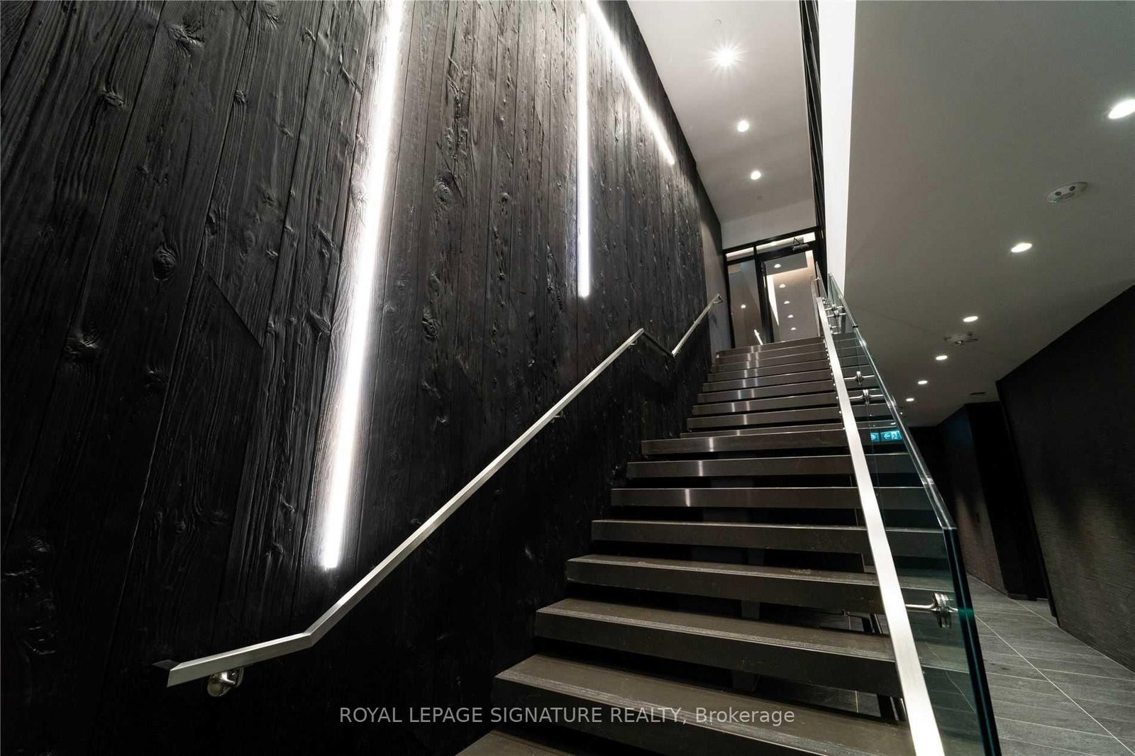 251 Manitoba Street • #2704 • Toronto, ON photo 29