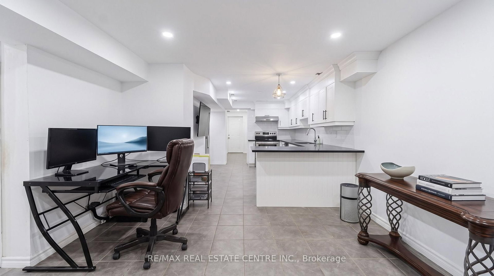 22 Neames Crescent • Toronto, ON photo 20
