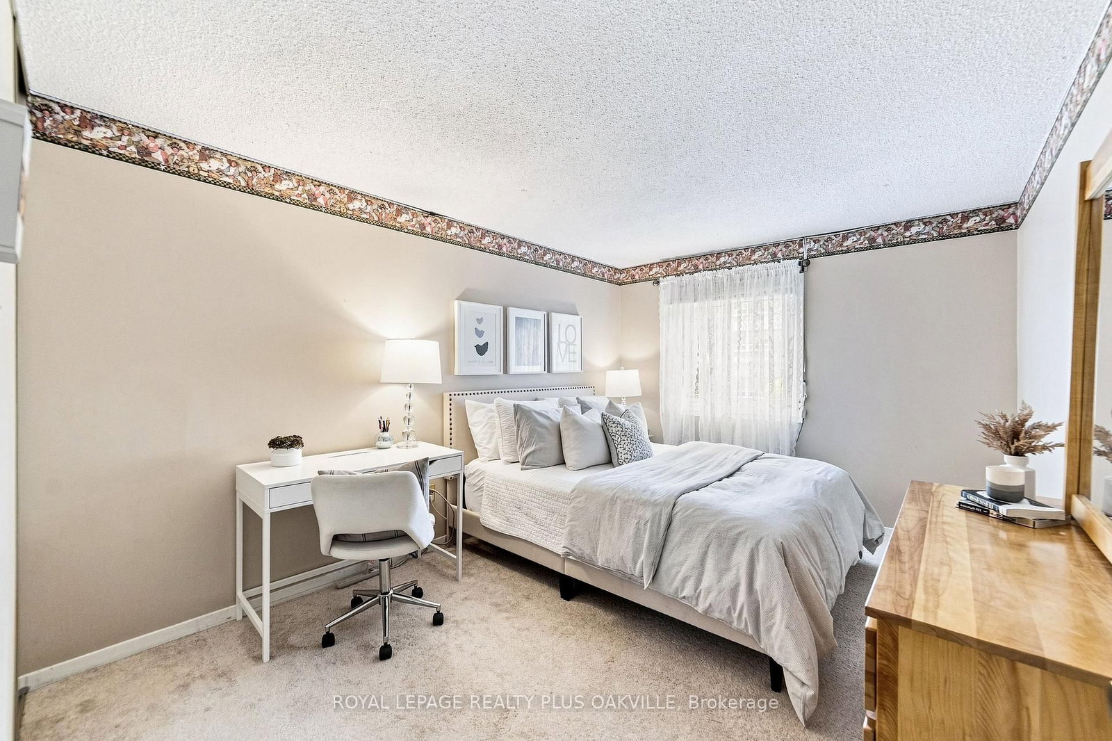 1221 Hedgestone Crescent • Oakville, ON photo 20