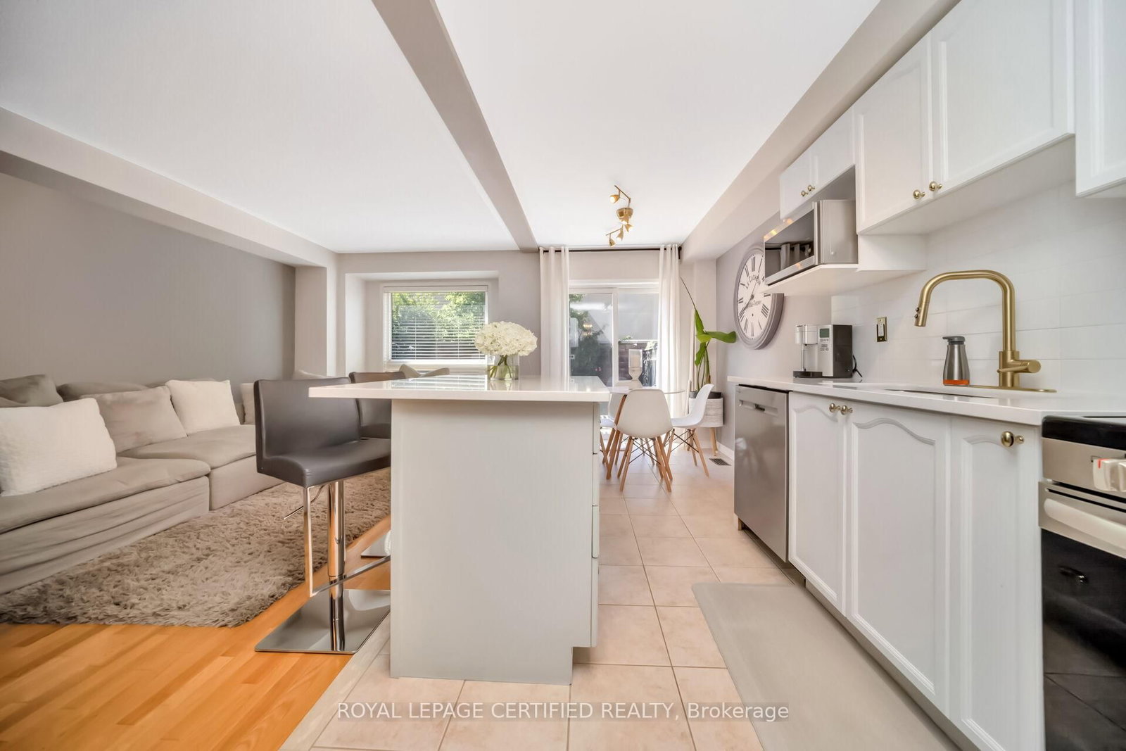 70 Vintage Gate • Brampton, ON photo 12