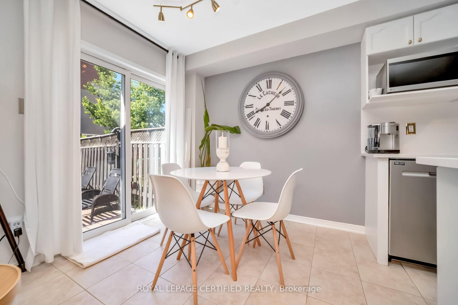 70 Vintage Gate • Brampton, ON photo 16