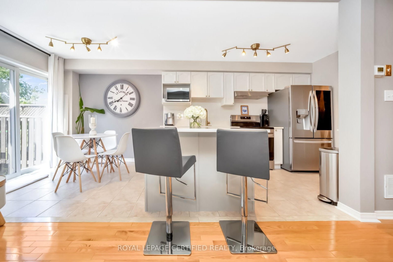 70 Vintage Gate • Brampton, ON photo 18