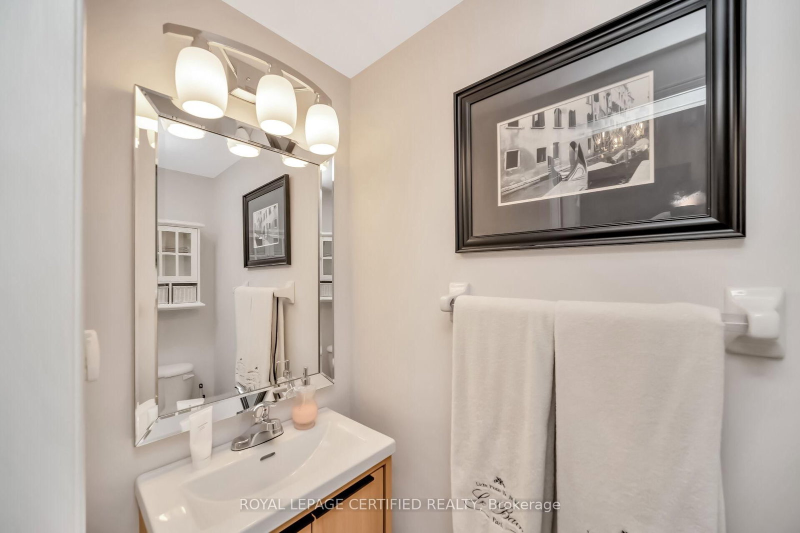 70 Vintage Gate • Brampton, ON photo 22