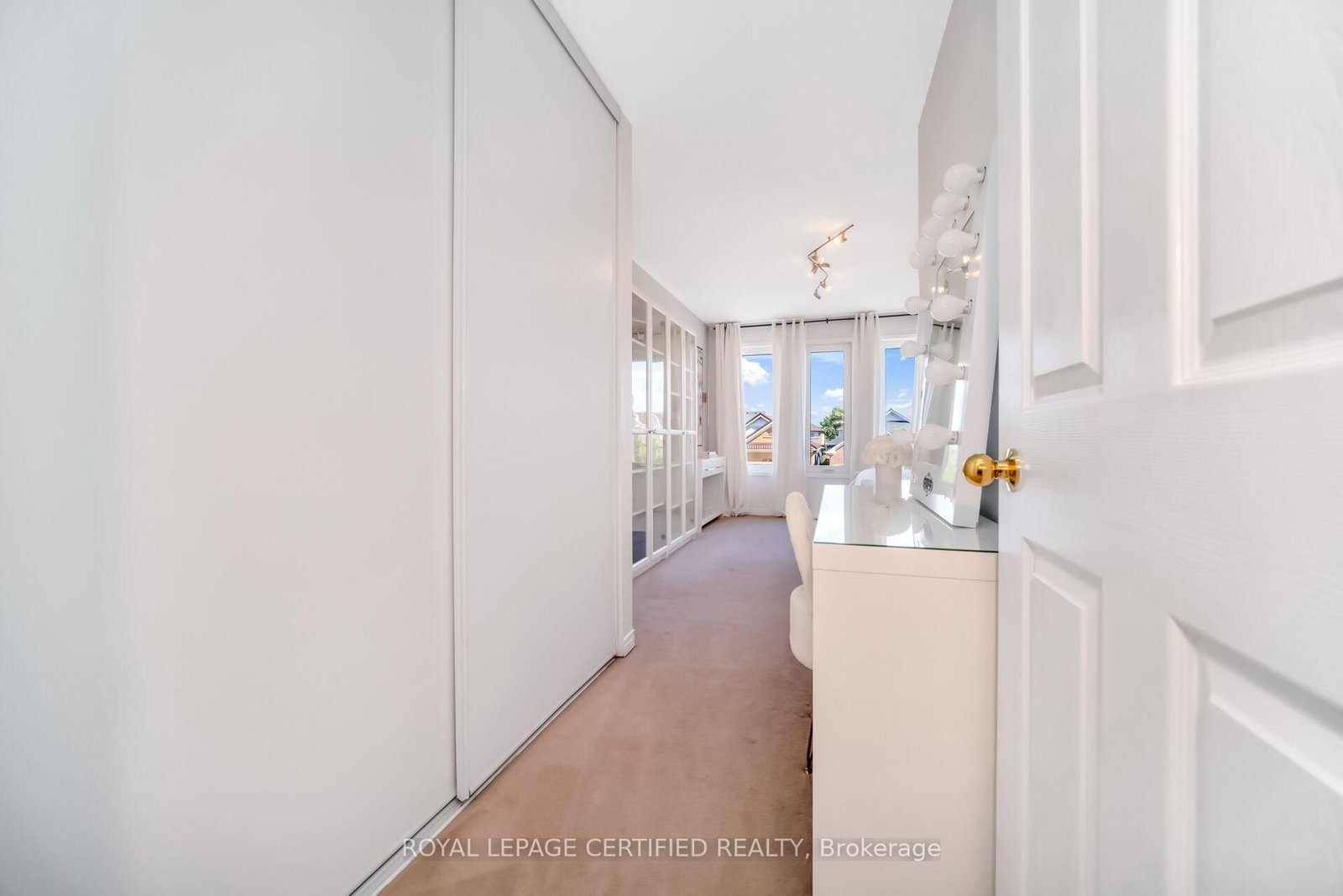 70 Vintage Gate • Brampton, ON photo 24