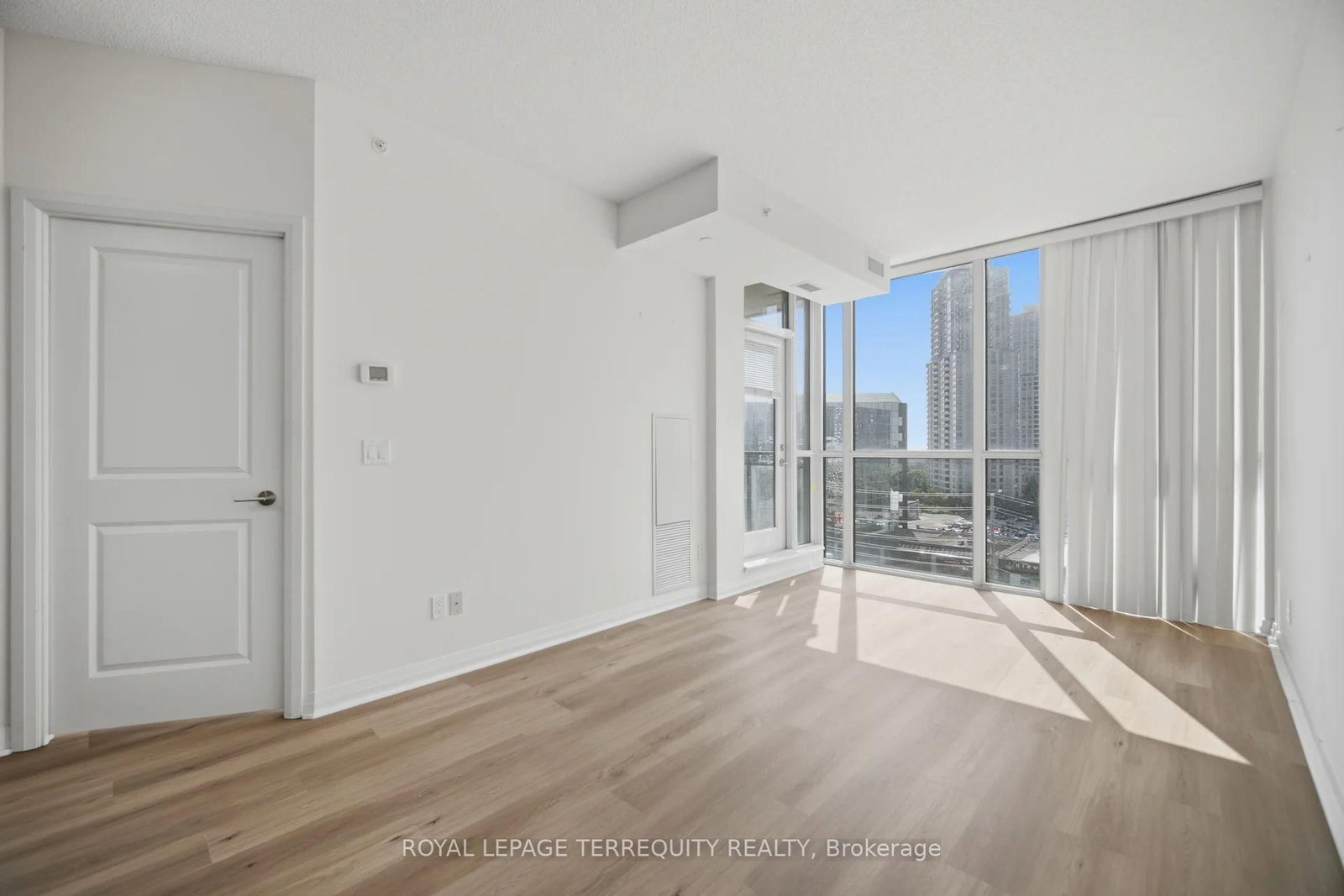 75 Eglinton Avenue W • #703 • Mississauga, ON photo 14