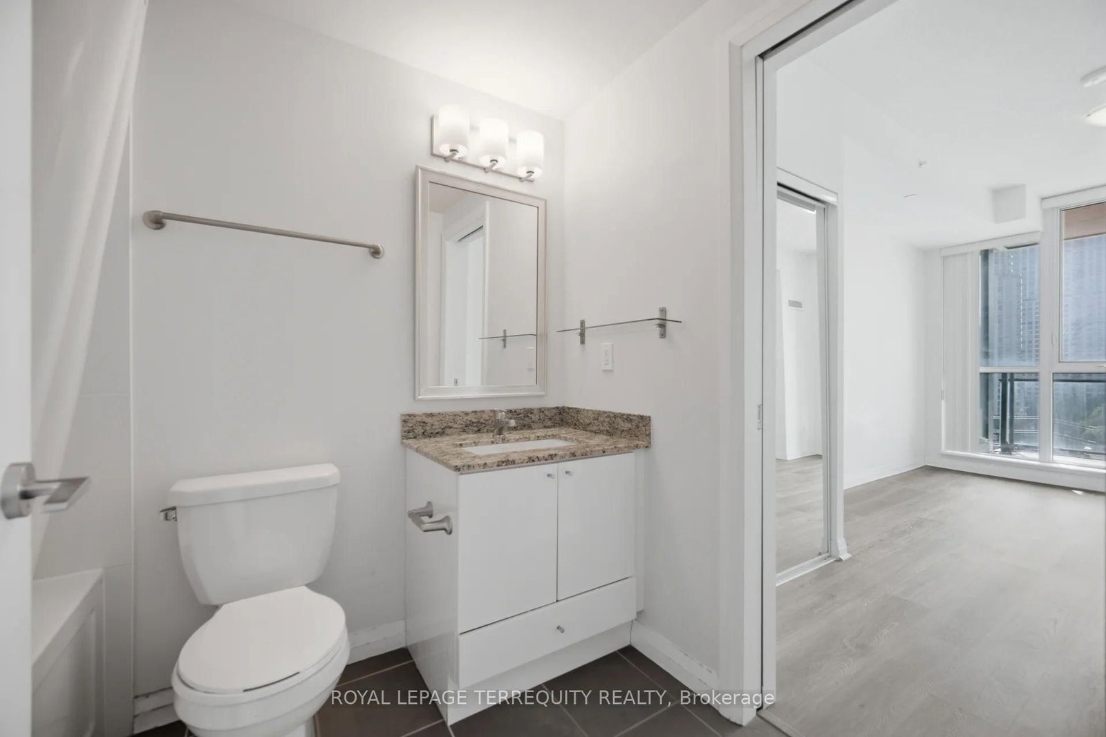 75 Eglinton Avenue W • #703 • Mississauga, ON photo 24