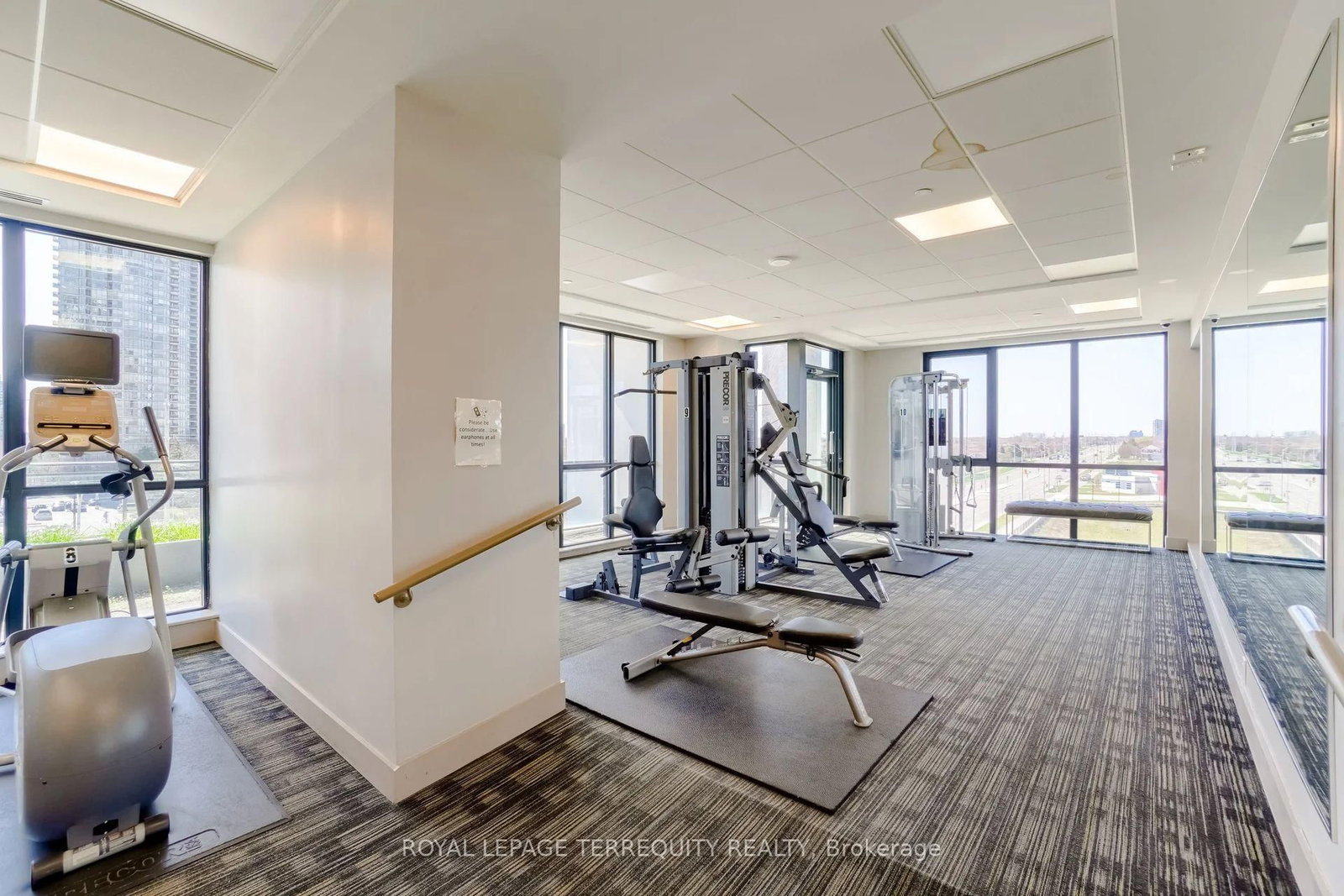 75 Eglinton Avenue W • #703 • Mississauga, ON photo 38
