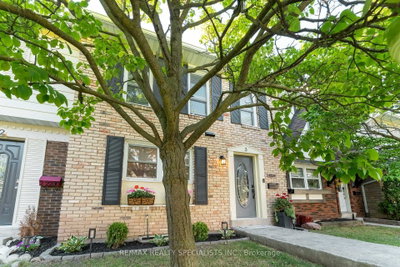 2230 Upper Middle Road • #3 • Burlington, ON photo 2