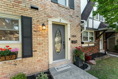 2230 Upper Middle Road • #3 • Burlington, ON photo 3