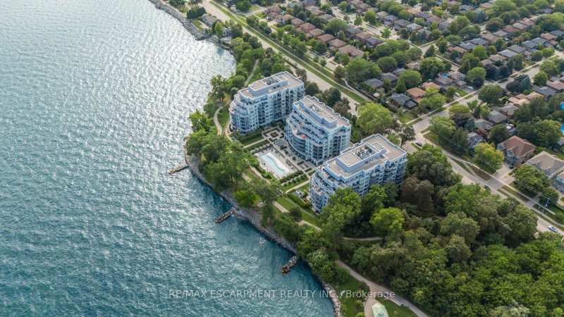 home for sale on 110-3500 LAKESHORE Road W