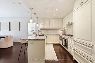 3500 LAKESHORE Road W • #110 • Oakville, ON photo 5