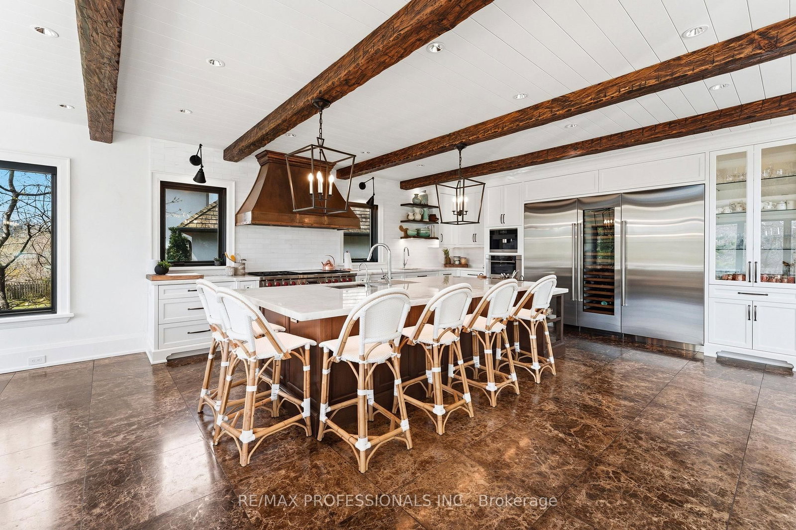 23 Riverside Crescent • Toronto, ON photo 9