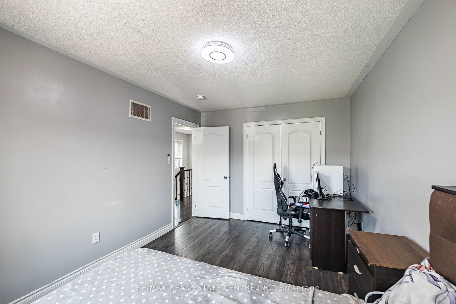 9 Loftsmoor Drive • Brampton, ON photo 31
