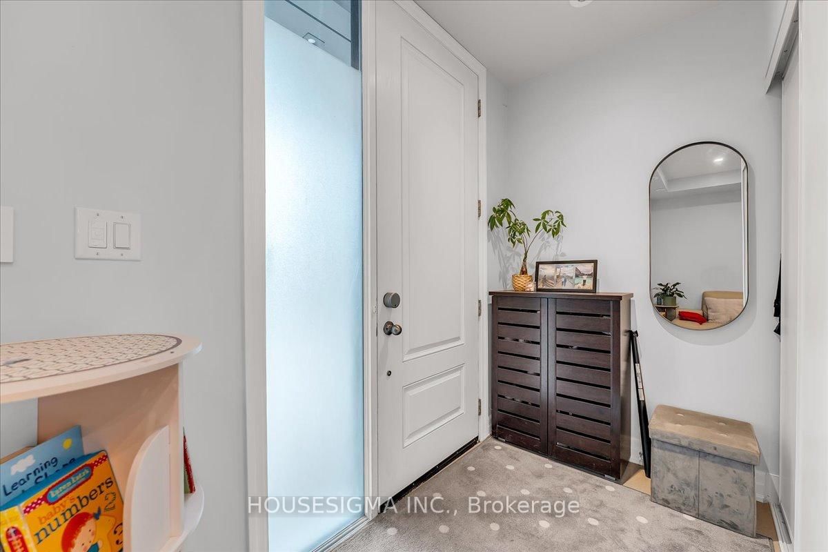 1190 Cawthra Road • #606 • Mississauga, ON photo 5
