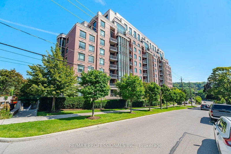 512 - 30 Old Mill Road