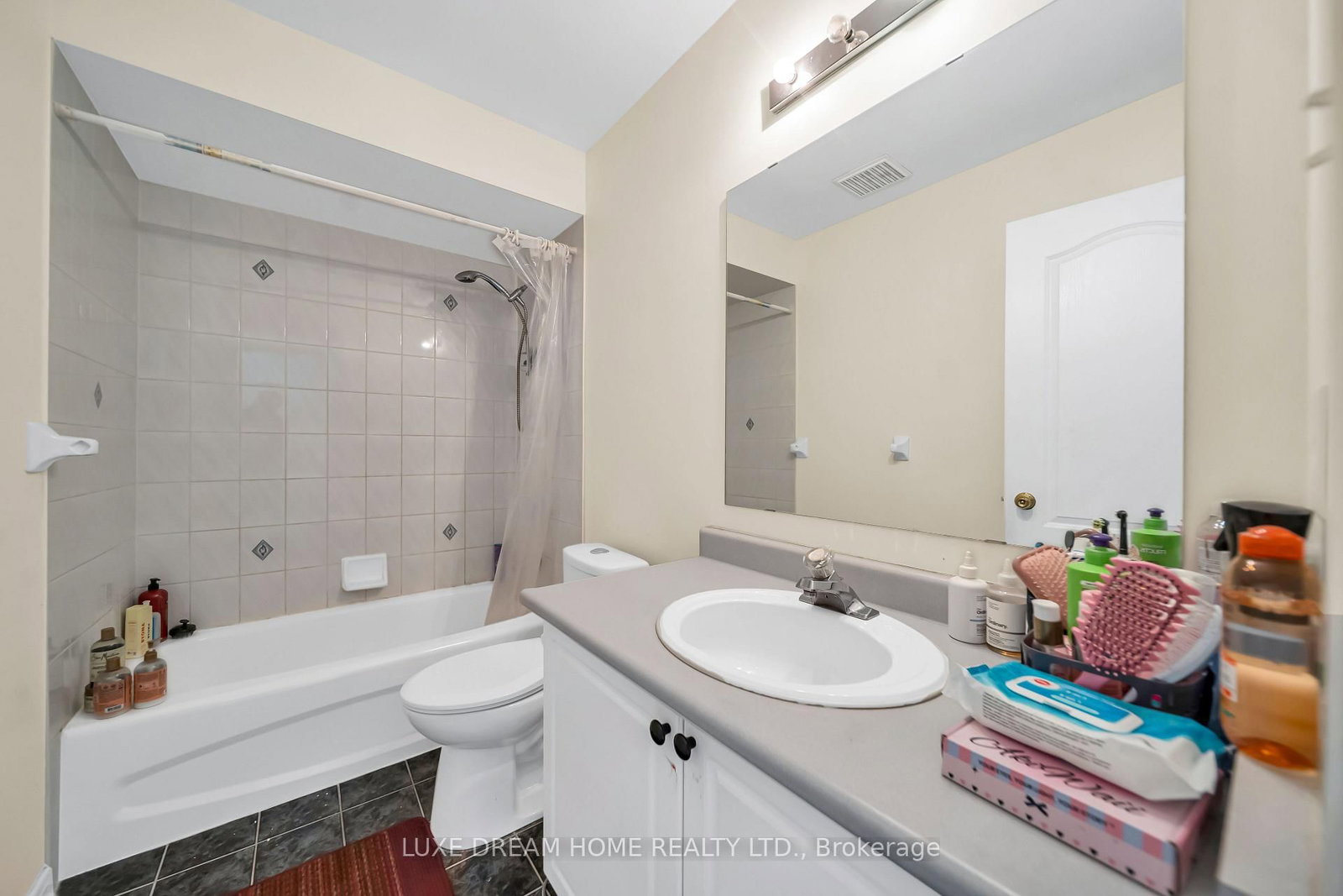 7 Grape Trail • Brampton, ON photo 21