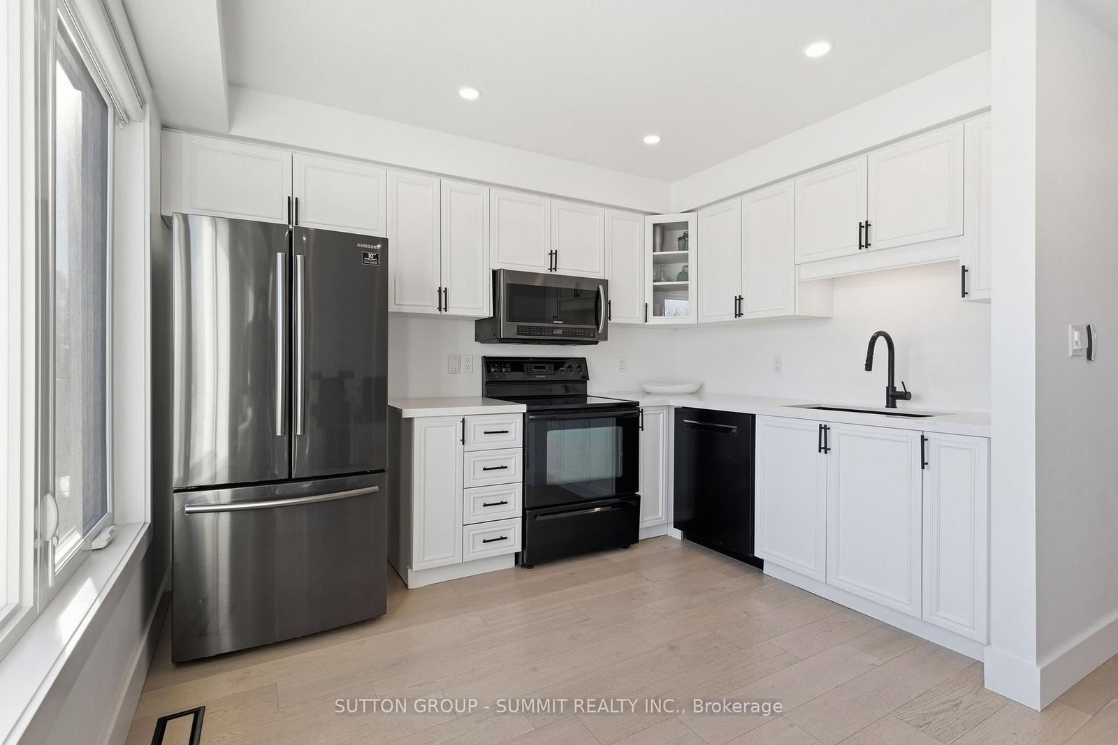 1253 SILVAN FOREST Drive • #7 • Burlington, ON photo 16