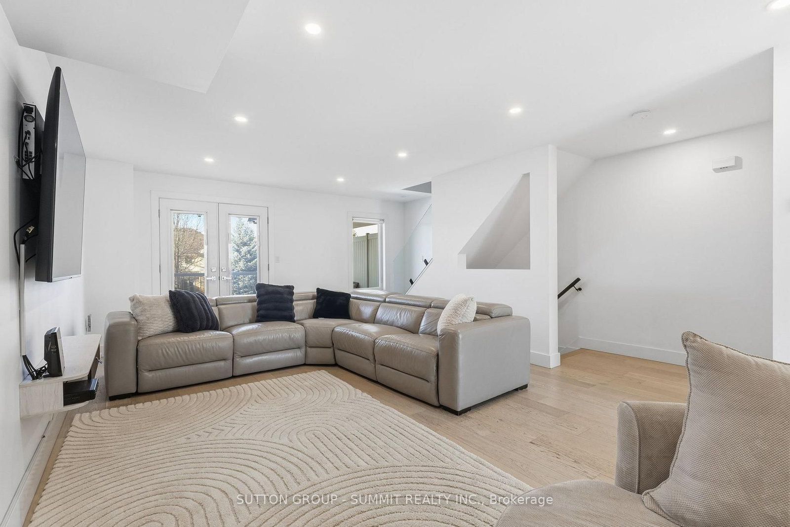 1253 SILVAN FOREST Drive • #7 • Burlington, ON photo 9