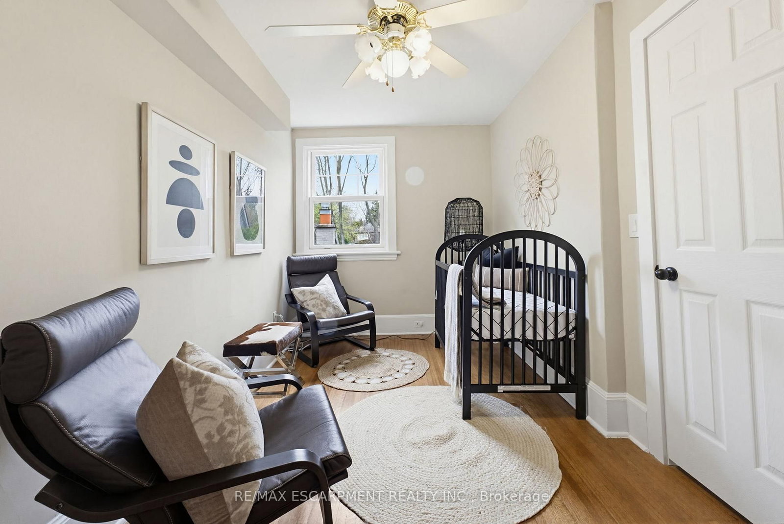 3083 LAKESHORE Road • Burlington, ON photo 20