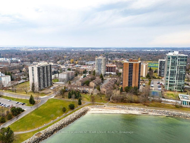 301 - 2263 Marine Drive