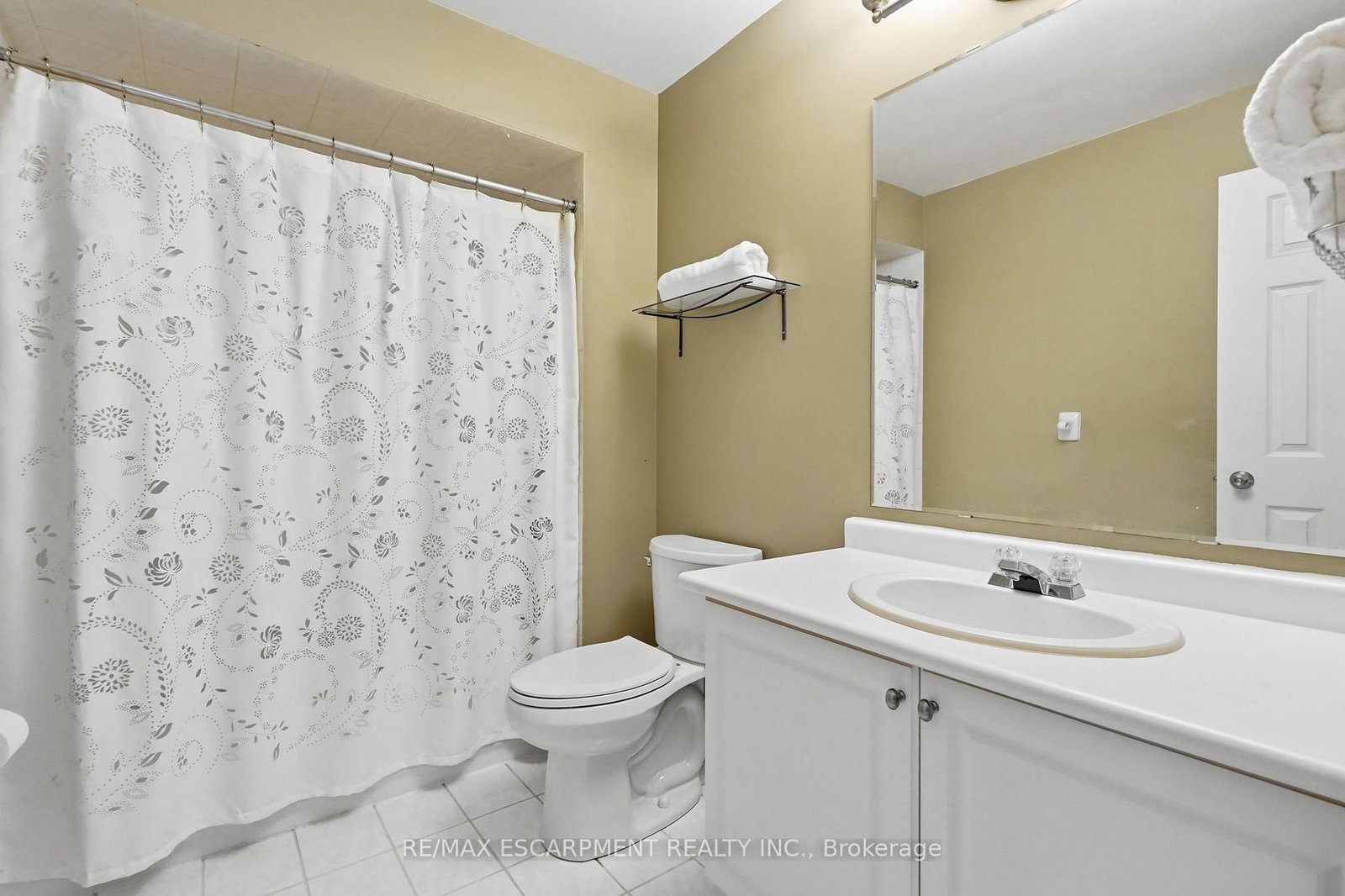 5213 Thornburn Drive • Burlington, ON photo 22