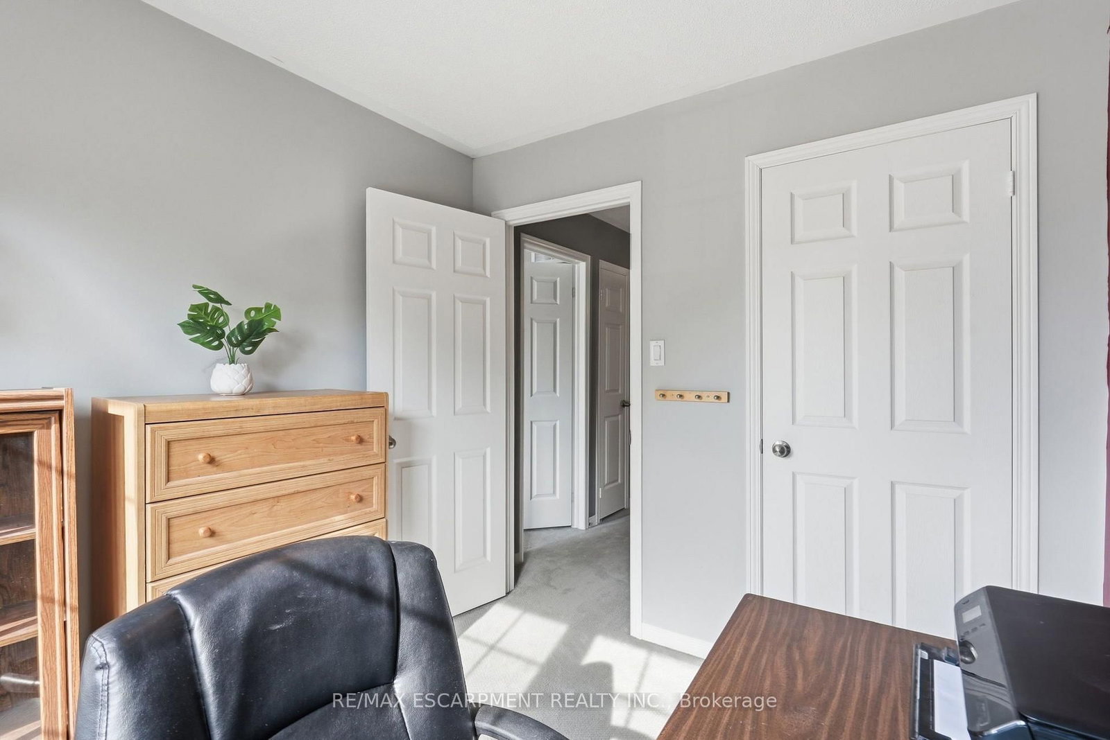 5213 Thornburn Drive • Burlington, ON photo 26