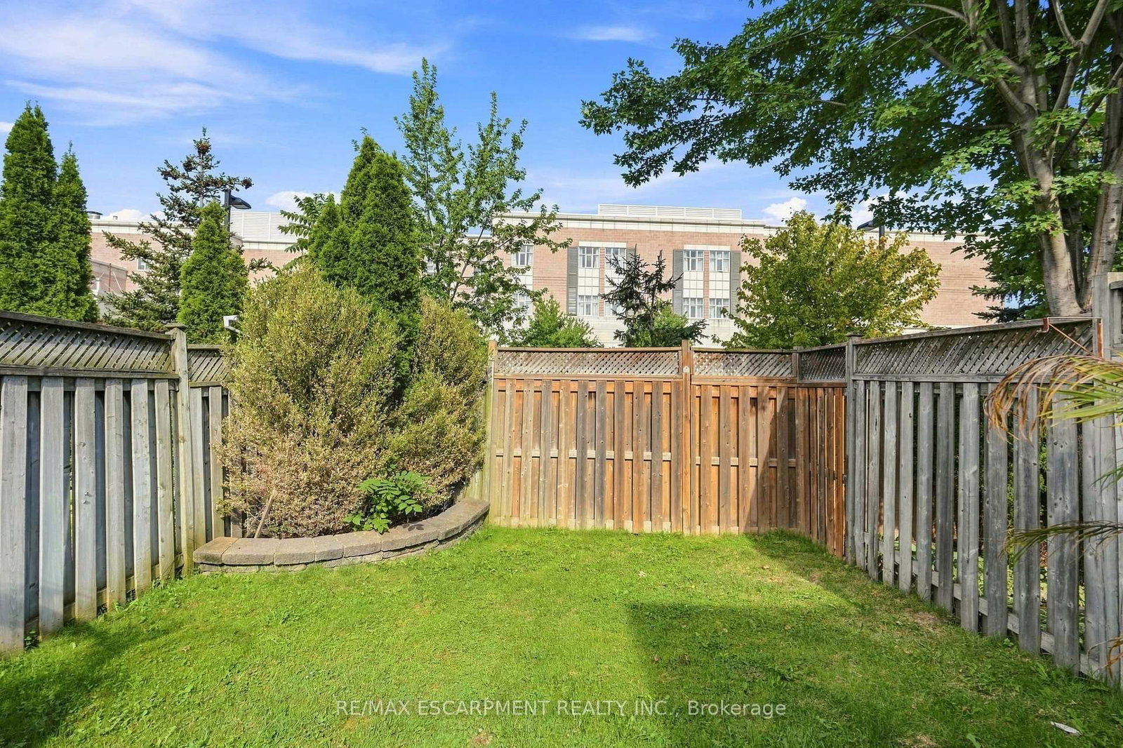 5213 Thornburn Drive • Burlington, ON photo 31