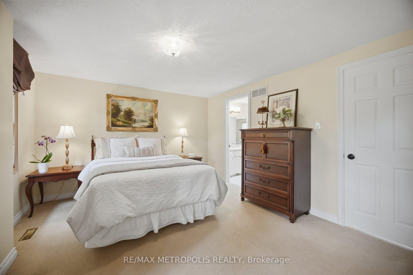 2390 Woodward Avenue • #8 • Burlington, ON photo 16